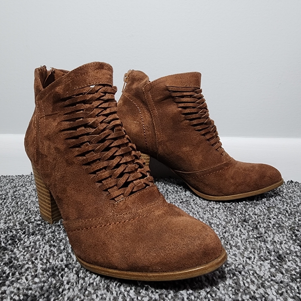 Fergalicious by Fergie Chestnut Brown Suede Braided Heeled Booties 8